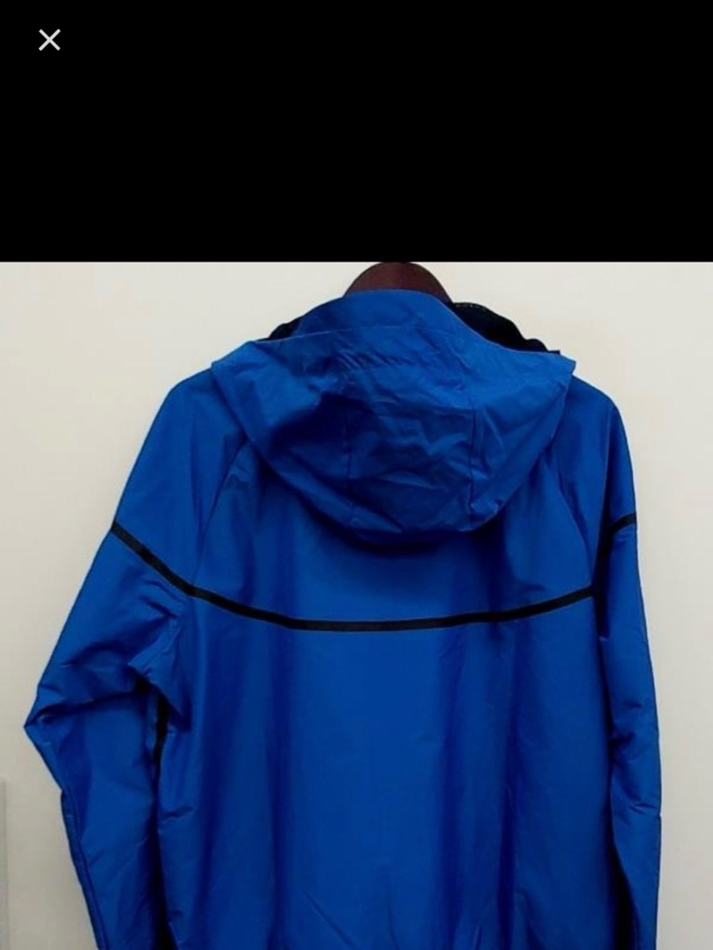 Nike Tech Windbreaker - Picture 3 of 4